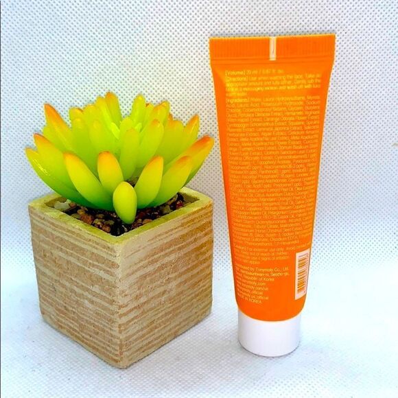 $5🌟 TONYMOLY Vital Vita 12 Jelly Cleanser - Picture 2 of 3